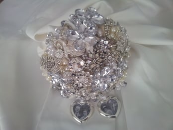 Rachel's brooch bouquet