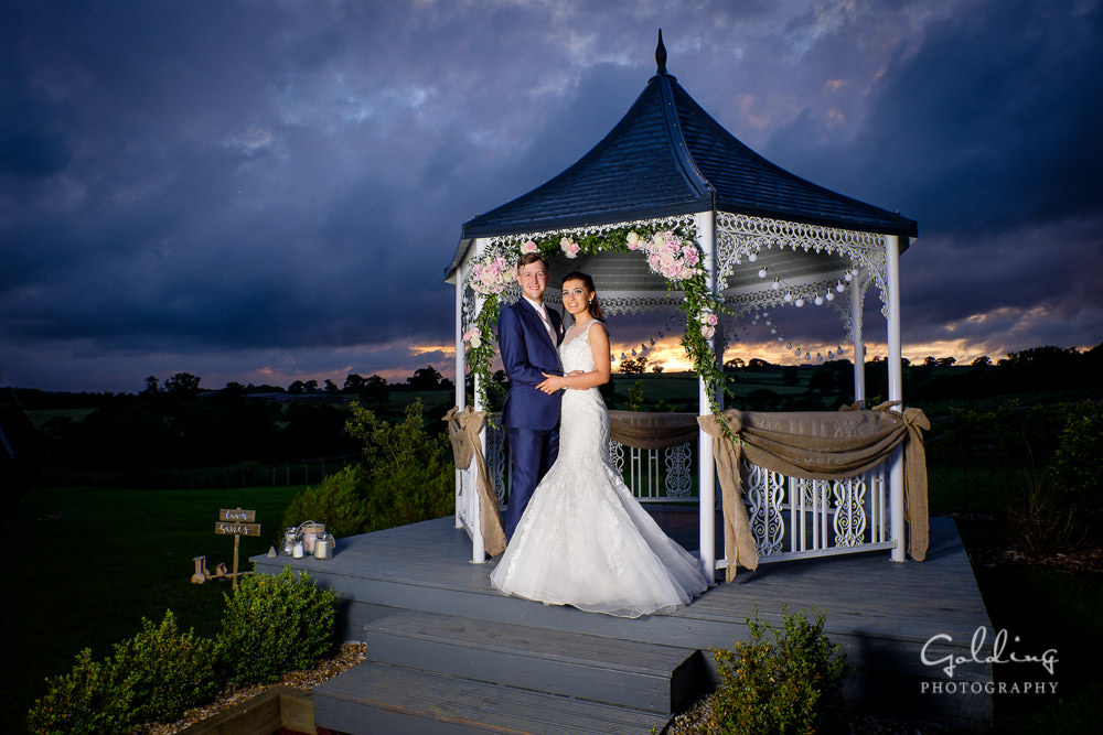 outside wedding shottle